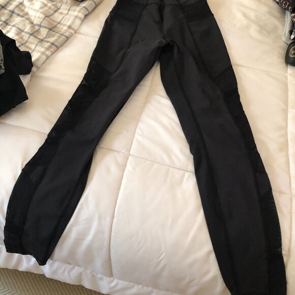 Lululemon sheer pant - Picture 2 of 5